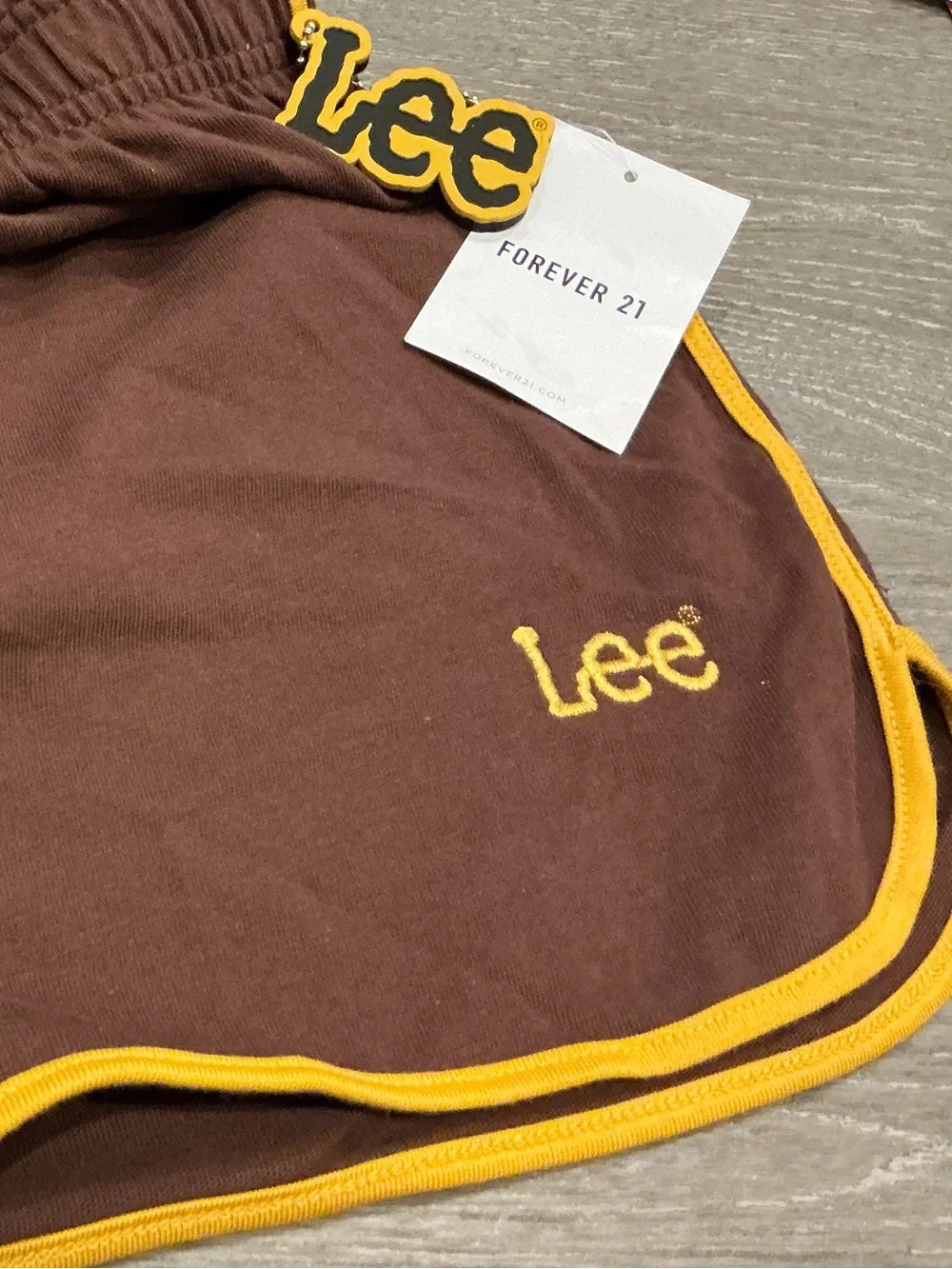 NWT Forever 21 x Lee collection Lee Brown Shorts with Yellow Trim XL